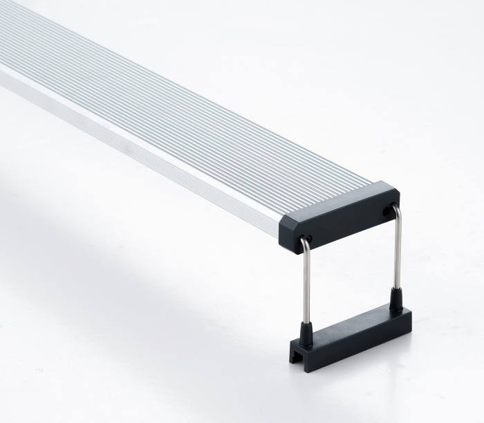 B-Series 80-100 cm (41.3 W) incl. Bluetooth - DE Version
