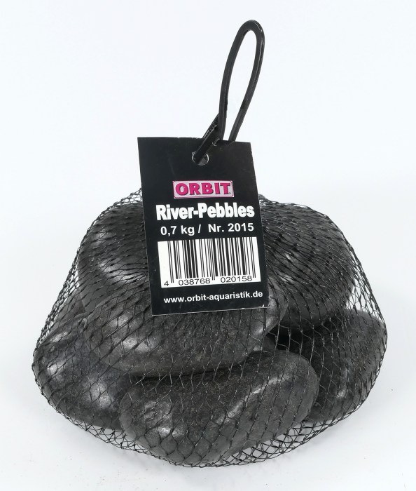 River-Pebbles schwarz (0,9 kg Netz) [P9]